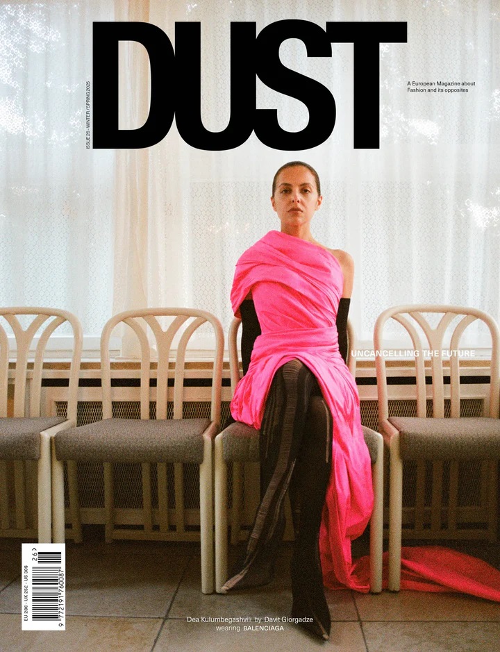 dust magazine 26